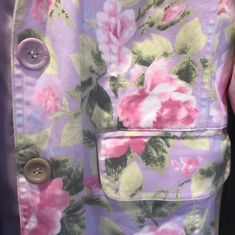 Beautiful Easter spring floral long jacket - Picture 2 of 8